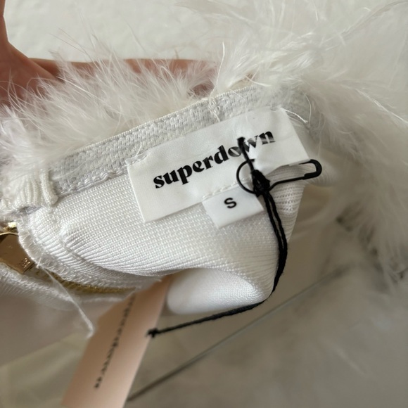 NWT Superdown Ramona White Feather Trim Bustier Crop Top Size Small Bridal - Picture 6 of 6